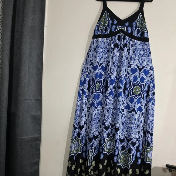 Apt. 9 Blue and Black Patterned Maxi Dress - Picture 2 of 9